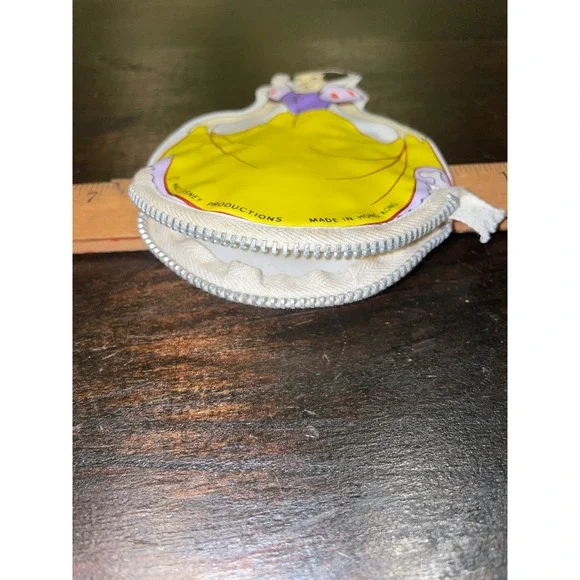 Vintage Walt Disney Production Snow White Coin Pouch Wallet Made in Hong Kong‎ - Picture 3 of 5